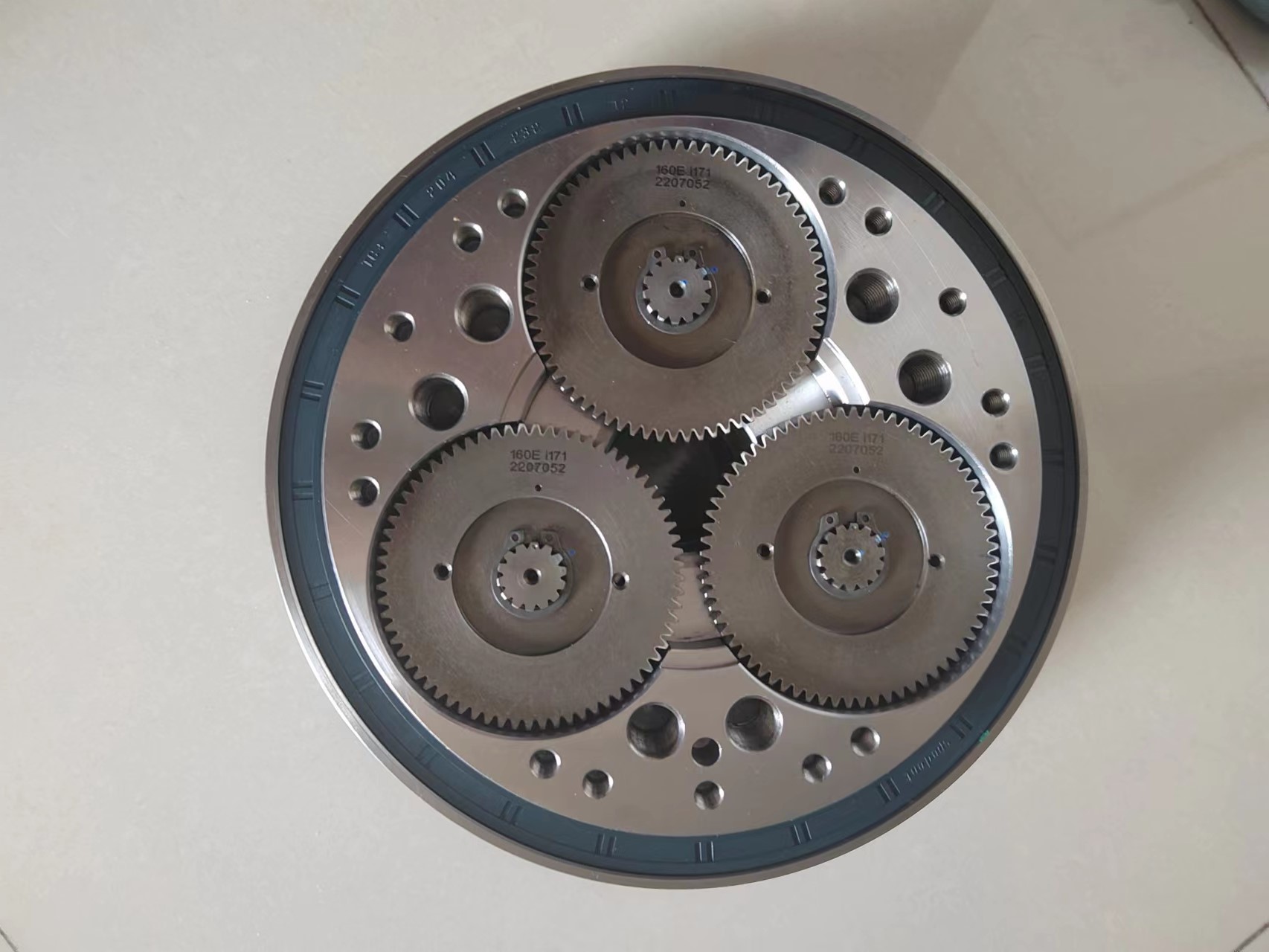 RV 关节减速机在机械臂领域的应用与设计流